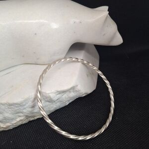 VINTAGE Twisted Bangle Bracelet - Silvertone Metal
